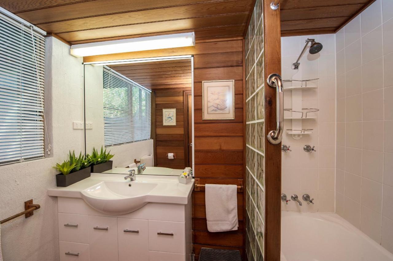 Beachside Cottage - A Private Peaceful Hidden Gem 50M To Beach Nelly Bay Extérieur photo